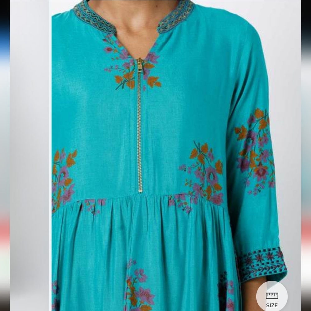 AVAASA MIX N' MATCH Floral Print Flared Kurta_XL - Picture 2 of 9